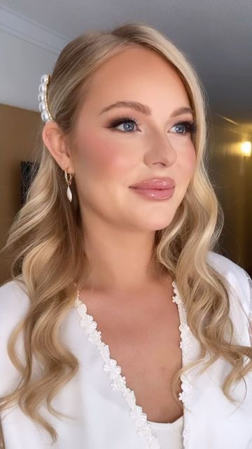 Fair Skinned Wedding Makeup, Blond Bridal Makeup, Simple Bridal Makeup Fair Skin, Wedding Day Makeup Blue Eyes, Bridal Makeup For Strawberry Blonde, Blonde Bride Makeup Green Eyes, Simple Bride Makeup Blue Eyes, Wedding Makeup Blue Green Eyes, Bride Makeup Beach Wedding