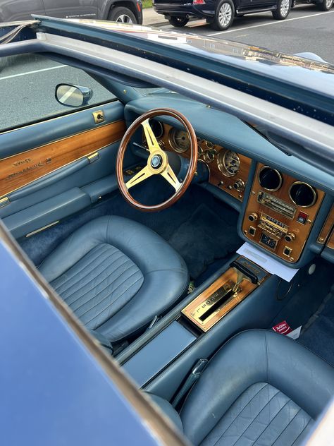 50s Car Interior, Classic Car Interior, Bespoke Cars, Accessories For Cars, Dream Whip, 50s Cars, Classic Car Restoration, Peugeot 508, Beetle Bug