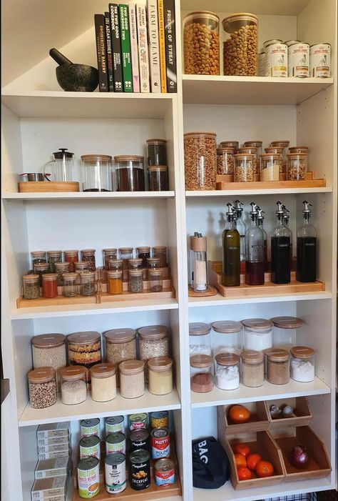 Pantry Organization | Organized pantry with matching jars Open Shelf Pantry, Pantry Inspiration, Pantry Organization Ideas, Pantry Jars, Match Jar, Clutter Free Kitchen, Organized Pantry, Pantry Organisation, Desain Pantry