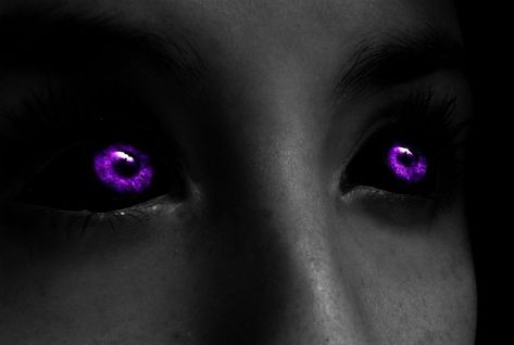 Dark Magic Aesthetic Purple, Purple Demon Aesthetic, Shadow Magic Aesthetic, Purple Eyes Aesthetic, Purple Powers Aesthetic, Void Creature, Glowing Purple Eyes, Dark Purple Eyes, Raven Icon