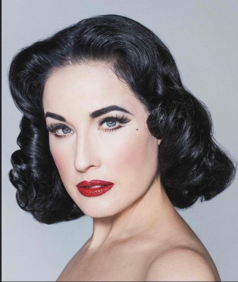 Pinup Makeup Vintage Tutorial, Dita Von Teese Aesthetic, Dita Von Teese Hair, Pinup Makeup Vintage, Old Hollywood Glamour Aesthetic, Dita Von Teese Makeup, Pinup Zombie, Birthday Moodboard, 30s Makeup