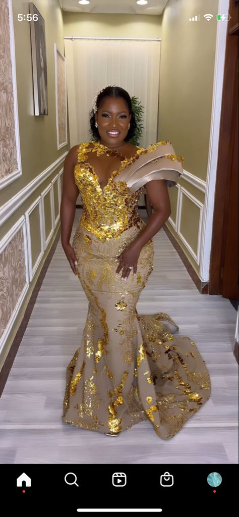 Gold Mermaid Prom Dresses, Nigerian Traditional Dresses, Cheap Prom Dresses Online, Nigeria Wedding, Nigerian Lace Styles Dress, African Wedding Attire, African Prom Dresses, Gold Mermaid, Lace Gown Styles