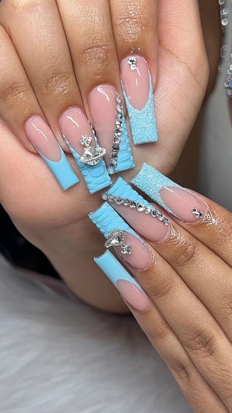 Baddie Nails Acrylic Simple, Short Medium Acrylic Nails Baddie, Blue Freestyle Acrylic Nails, Short Baddie Nails Acrylic, Blue Freestyle Nails, Blue Baddie Nails, Baddie Nails Acrylic Blue, Long Baddie Nails, Nails Inspo Baddie