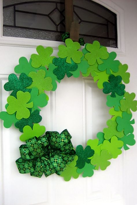 Green, Leaf, Plant, Shamrock, Wreath, Clover, Symbol, Saint patrick's day, Christmas decoration, Flower, Diy St Patricks Day Decor, Fete Saint Patrick, St Patricks Crafts, St Patricks Day Crafts For Kids, St Patrick's Day Decorations, Paper Wreath, Saint Patties, St Patrick's Day Crafts, St. Patricks Day