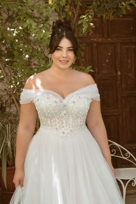 Full Size Wedding Dresses, Plus Size Wedding Gowns With Sleeves A Line, Short Wedding Dress Curvy Bride, Plus Size Wedding Separates, Apron Belly Wedding Dress, Spring Plus Size Wedding Dresses, Plus Size Pink Wedding Dress, Curvy Bridal Gowns, Plus Size Tulle Wedding Dress