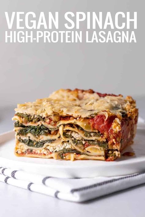 Vegan Spinach Lasagna with Cashew Ricotta! Vegan Spinach Lasagna, Dairy Free Lasagna, Vegan Lasagna Recipe, Vegetarian Freezer Meals, Cashew Ricotta, Vegan Italian Recipes, Vegan Spinach, Pastas Recipes, Vegan Lasagna