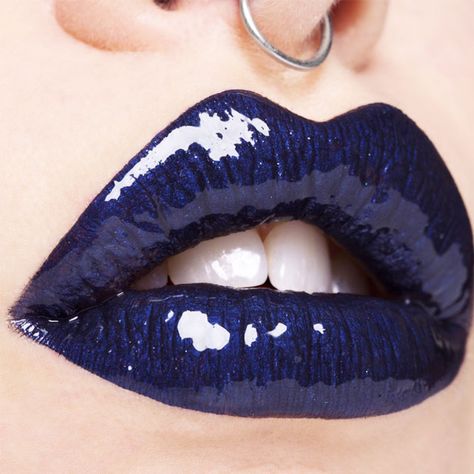 Fantastic Blue Lipstick Makeup picture 6 Blue Lipstick Makeup, Lipstick Aesthetic, Blue Lipstick, Blue Lips, Purple Lips, Purple Lipstick, Blue Makeup, Lip Art, Makeup Pictures