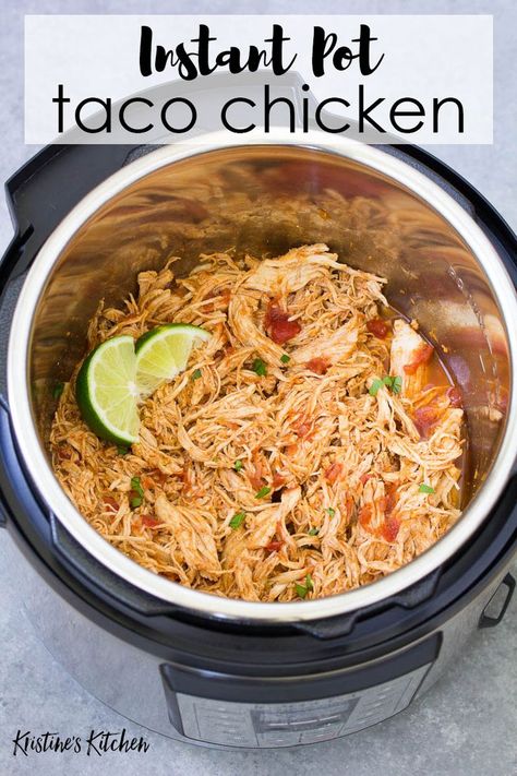 Instant Pot Salsa Chicken, Instant Pot Chicken Tacos, Crockpot Chicken Tacos Recipes, Instant Pot Salsa, Instant Pot Buffalo Chicken, Pizza Tacos, Chicken Tacos Easy, Shredded Chicken Tacos, Chicken Taco Recipes