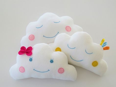 Cloud Pillow Pattern, Plushie Patterns Free, Plushie Patterns Free Templates, Sewing Online, Sewing Templates, Plushie Patterns, Sewing Tutorials Free, Baby Sewing Patterns, Fabric Markers