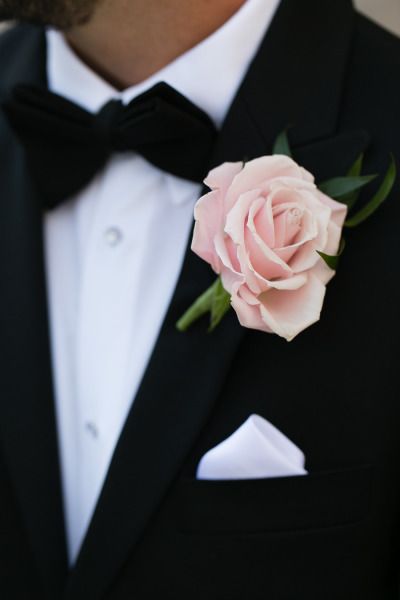 All around elegance from this groom: http://www.stylemepretty.com/illinois-weddings/chicago/2014/09/18/elegant-museum-wedding-in-chicago/ | Photography: Emilia Jane - http://emiliajanephotography.com/ White Tuxedo Wedding, Pink Boutonniere, Groomsmen Boutonniere, Rose Boutonniere, Blush Pink Weddings, Boutonniere Wedding, Museum Wedding, Dresses Pink, Pink Colour