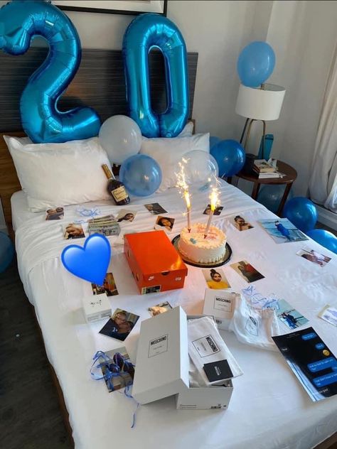 20th Birthday Ideas For Him Boyfriends, Surprise Room For Boyfriend, 20th Birthday Presents For Him, Bf Bday Surprise, 20th Birthday Ideas For Boyfriend, Birthday Surprise Boyfriend At Home, Surprising My Boyfriend For His Birthday, 20th Birthday Gifts For Boyfriend, Romantic Set Up For Boyfriend In Bedroom