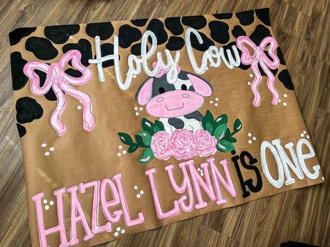 Holy cow… this first birthday banner is adorable 🥺🐮🩷 #banner #butcherbanner #firstbirthday #brownpaperbanner #banners #handpainted #event #eventbanners #cowbirthday Cow Birthday Banner, Kraft Paper Banner, Banner Painting, Bday Banner, Anniversary Gift Ideas For Him Boyfriend, Painted Banners, Painted Banner, Banner Inspiration, Painting Signs