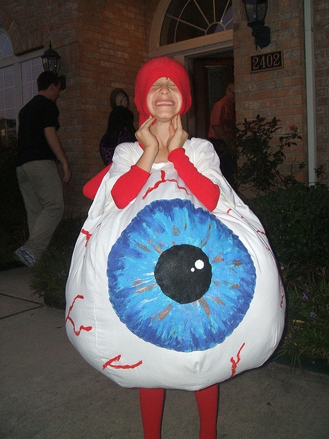 Giant Halloween Eyeball Costume, via Flickr. Diy Eyeball Costume, Eyeball Costume, Funny Characters, Monster Costumes, Halloween Eyeballs, Classroom Art, Costume Inspo, Unique Costumes, Halloween 2023