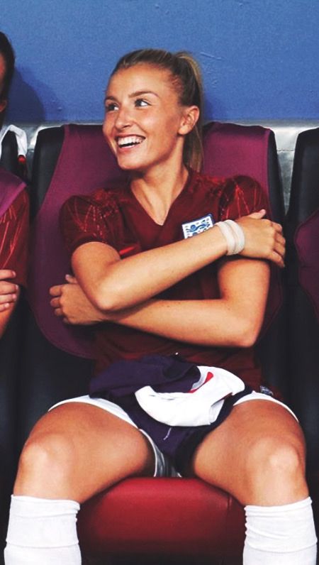 England Lionesses, England Ladies Football, England National Football Team, Female Football Player, Leah Williamson, Arsenal Women, Female Soccer, Women Soccer, Arsenal Ladies