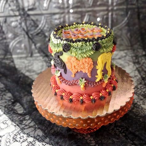 Hocus Pocus Cake, Chocolate Cake Layers, Lambeth Cake, Heart Birthday Cake, Ganache Filling, Chocolate Ganache Filling, Halloween Hocus Pocus, You're Mine, Cake Layers