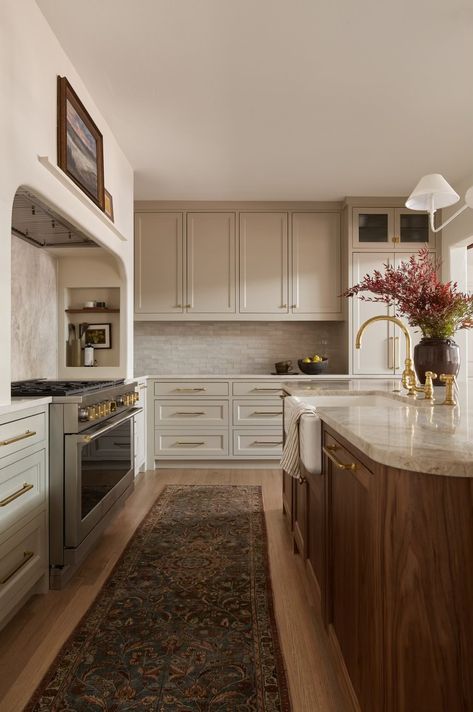 Farmhouse Kitchen With Gold Accents, Curved Island, Trendy Kitchen Design, Warm Kitchen, Kitchen Refresh, Unrealistic Expectations, Kitchen Design Trends, Board Inspiration, 2024 Color