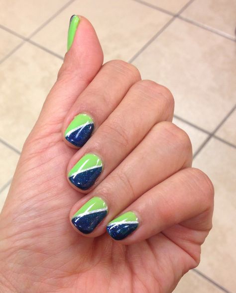 "Sometimes  Girls Gotta Glow" and "Holiday Party Blues" by Gelish Harmony.    Seahawks inspired color. Seahawks Nails Design, Seahawks Nails, Lime Green Nails, Football Nails, Navy Nails, Green Nail Art, Nail Art Designs Summer, Her Nails, Special Olympics