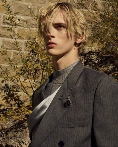 Blonde Male Models, Dominik Sadoch, Iron Fey, Men Blonde Hair, Blonde Asian, 얼굴 드로잉, Catty Noir, Character Inspiration Male, Blonde Guys