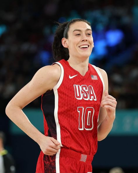 Breanna Stewart, Wnba, Womens Basketball, Team Usa, Basketball Players, Basketball, Log In, Log, Sports