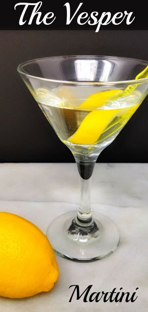 Vesper Martini Recipe, Bond Casino Royale, James Bond Casino, James Bond Casino Royale, Blue Lagoon Cocktail, Martini Recipes Vodka, Vesper Martini, Martini Recipe, Vodka Martini