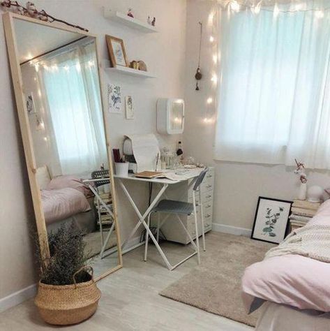 48 Trendy Girls Bedroom Ideas That Dream Space Teenagers | Home Design And Interior #bedroominspo Guy Dorm Rooms, Girls Bedroom Themes, Hiasan Bilik Tidur, Dekorasi Kamar Tidur, Mirror On The Wall, Chic Bedroom, House Room, Dream Rooms, Bedroom Themes