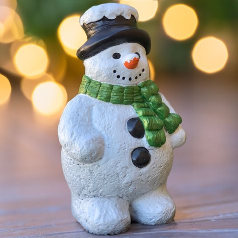 Winter Decor Outdoor, Winter Sculpture, Snowman Sculpture, Thermal Paint, Snow Gifts, Painted Concrete, Snowman Decor, Snowman Figurine, Farmhouse Garden