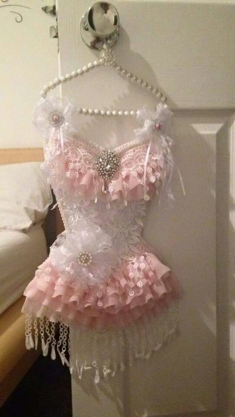 Fb Poodle Costume, Pink Poodle, Looks Party, Rock Punk, Comfortable Bras, Halloween Parties, Really Cute Outfits, Performance Outfit, Stage Outfits