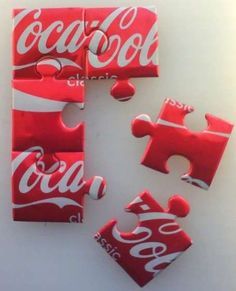 Maravillas que puedes hacer con una lata de refresco Junk Gallery, Can Jewelry, Beer Can Art, Pop Can Art, Pop Can Crafts, Soda Tab Crafts, Soda Can Art, Soda Can Crafts, Tin Can Art