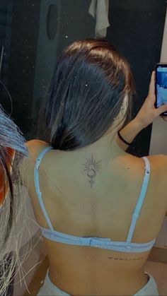 Tattoos For Women Flowers, More Tattoo, Small Pretty Tattoos, Sun Tattoos, Tattoo Ideas For Women, Small Hand Tattoos, Classy Tattoos, Back Tattoo Women, Discreet Tattoos