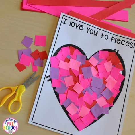 Valentines Day Crafts For Preschoolers, Valentine's Activities, Kindergarten Valentines, Cadeau St Valentin, February Crafts, Pattern Game, Valentinstag Party, Love You To Pieces, Valentine's Day Crafts For Kids