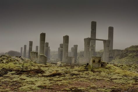 Industrial Landscape, City In Ruins Post Apocalyptic, Fantasy Wasteland Landscapes, Wasteland Art Landscapes, Industrial Ruins, Overgrown Industrial, Brutalist Buildings, Brutalism Architecture, Sci Fi Environment