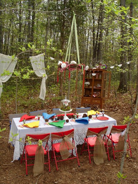 Gnome party Woodland Tea Party, Party In The Woods, Woodland Fairy Party, Forest Birthday Party, Calm Corner, Enchanted Woodland, Fairy Garden Birthday Party, Fairy Tea Parties, Forest Birthday