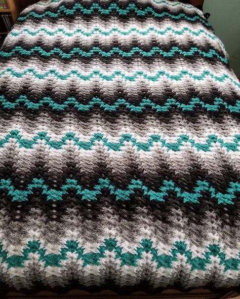 Free Crochet Pattern Afghan, Aphgan Patterns, Crochet Ripple Afghan Pattern, Ripple Afghan Pattern, Crochet Ripple Afghan, Crochet Ripple Pattern, Crochet Blanket Chevron, Crochet Ripple Blanket, Ripple Blanket