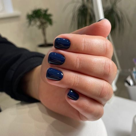 Gel Short Manicure, Short Nails Asthetics, January Nails Short Gel, Dark Neutral Nail Colors, Dark Blue Matching Colors, Natural Nail Mani, Short Nail Inspo Solid Color, Dark Fall Nails Short, Square Gel Manicure