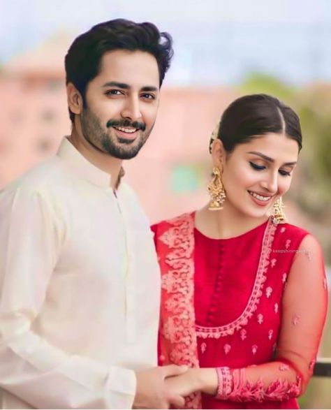 Gorgeous ayeza khan wd her husband 🤩 Danish Taimoor And Ayeza Khan, Ayeza Khan Danish Taimoor, Danish Taimoor, Couple Dpz, Indian Wedding Photography Poses, Mehndi Design Images, Ayeza Khan, Couple Picture Poses, Army Love