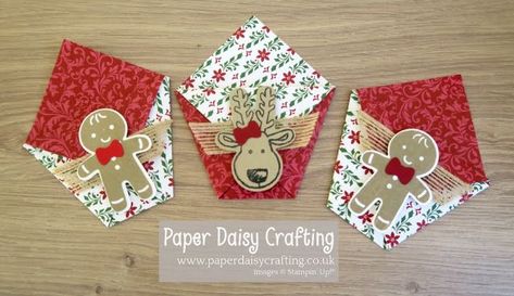 Cute Cookie Cutter treat pouches - with Stampin' Up! products Stampin Up Christmas Treat Holders, Christmas Gift Card Holders Diy, Christmas Table Favors To Make, Christmas Treats Boxes, Christmas Treats Holders, Table Favors, Christmas Treat Bags, Paper Daisy, Treat Pouch