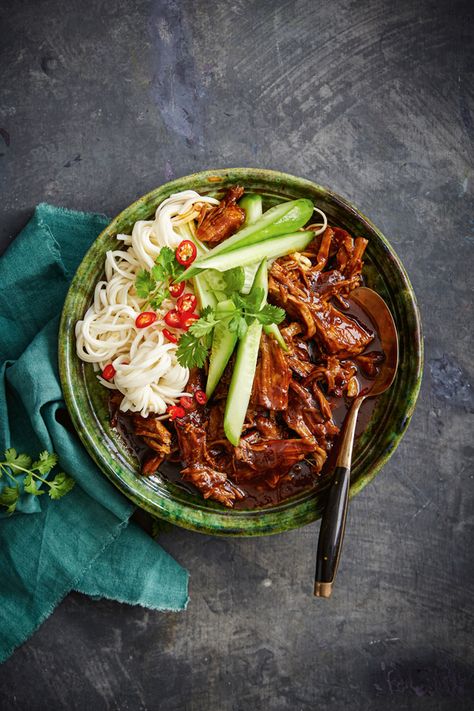 Slow Cooker Pork Shoulder, Pork Shoulder Recipes, Sticky Pork, Pork Noodles, Slow Cooker Pulled Pork, Pulled Pork Recipes, Best Slow Cooker, Slow Cooker Pork, Pork Dishes