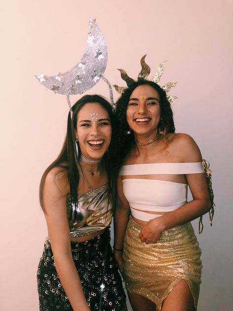 Sun Outfits Halloween, Sparkly Costume Ideas, Sun And Moon Costume Friends, Sparkly Halloween Costume, Sun And Moon Halloween, Sun Halloween Costume, Nature Halloween Costume, Sun Goddess Costume, Sun Costume