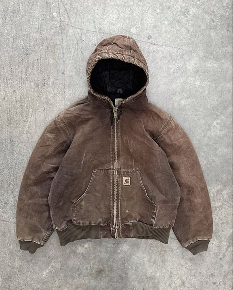 Boy Skater Outfits, Beabadoobee Style, Masc Clothing, Akimbo Club, Carhartt Pullover, Future Clothes, Carhartt Jacket, Clothes Wishlist, Custom Jacket