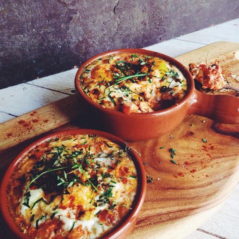 Spanish Baked Eggs with Smoked Paprika, Chorizo & Aged Parmesan. | This Little Pig Went To Market Spanish Baked Eggs, Spanish Breakfast, Oven Baked Eggs, Baked Egg Cups, Eggs Dinner, Baked Eggs Recipe, Egg Dishes, Spanish Dishes, Egg Breakfast