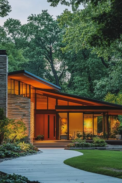 38 Mid-Century Modern Houses You'll Love Mid Century Modern Exterior 2 Story, Mid Century Two Story House, Mid Century Cabin Exterior, Two Story Mid Century Modern Exterior, Mid Century Modern Architecture Exterior, Mcm Mansion, 1970s House Exterior, Midcentury House Exterior, Mid Century Architecture 1960s