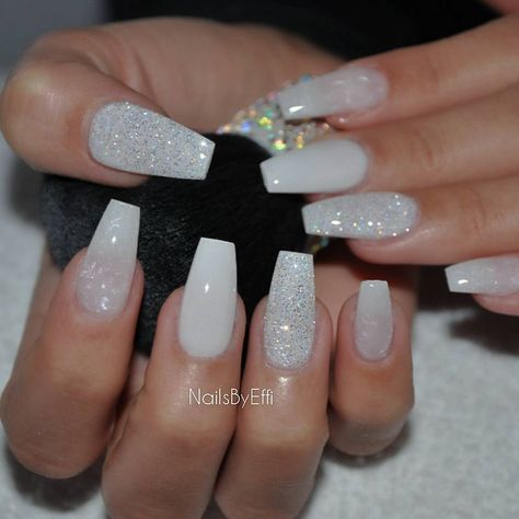 Unghie Sfumate, Tapered Square Nails, Winter Nails Acrylic, White Acrylic Nails, Pearl Nails, Acrylic Nails Coffin Short, Short Acrylic Nails Designs, Halloween Nail, Diamond Nails