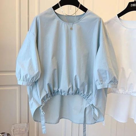 Blouse Casual Fashion, Shirt Korean, Fashion Top Outfits, Quick Outfits, Loose Top, Pleated Blouse, Stylish Dress Book, Easy Trendy Outfits, Long Pullover