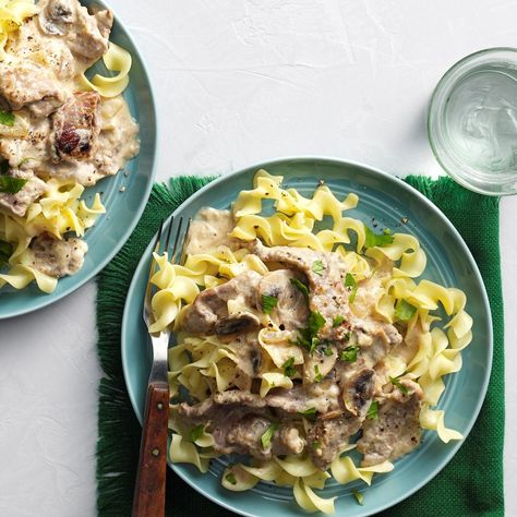 Easy Beef Stroganoff Recipe: How to Make It Beef Stroganoff Taste Of Home, Recipes For Newlyweds, Recipe For Beef Stroganoff, Round Steak Recipes, Beef Stroganoff Recipe, Healthy Beef, Round Steak, Low Calorie Dinners, Stroganoff Recipe