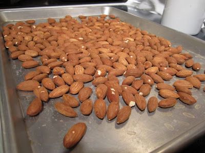 Raw Almonds Recipes, Roasted Almonds Recipe, Soaked Almonds, Salted Nuts, Blanched Almonds, Roasted Nuts, Raw Almonds, Wellness Recipes, Roasted Almonds