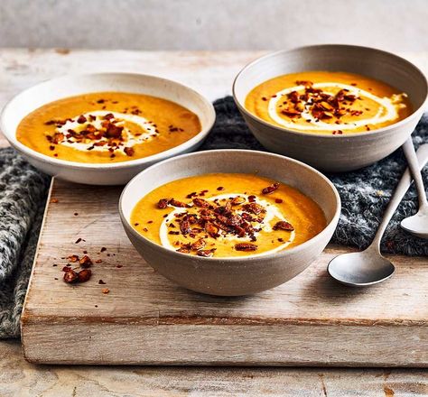 Thai Pumpkin Soup, Spicy Pumpkin Soup, Spiced Pumpkin Soup, Soup Maker Recipes, Gluten Free Chilli, Fresh Olives, Pumpkin Soup Recipe, Soup Maker, Toasted Pumpkin Seeds