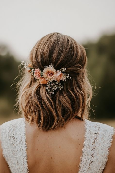 Elevate your bridal beauty with 83 stunning ethereal hairstyles. From vintage-inspired finger waves to boho-chic braids, these looks are designed for modern fairy-tale weddings. Don’t miss this ultimate guide to showstopping wedding hair ideas. Your dream style awaits—check it out! #bridalbeauty #weddingdayhair #etherealwedding Winter Wedding Hair Accessories, Simple Bridal Hair Medium Length, Bridal Short Hairstyles With Veil, Bridal Hair Half Up With Flowers, Wedding Hair Decoration, Wildflower Wedding Hair, Forest Wedding Hair, Boho Wedding Hair Down, Fairy Wedding Hair