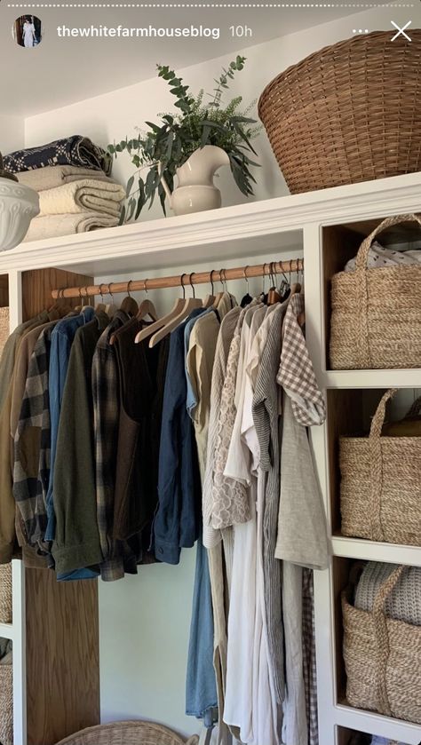 Small Room With No Closet Ideas, Closet Cleanout Aesthetic, Simple Closet Aesthetic, Small Rectangle Closet Ideas, Walk In Closet Boho, Minimalist Closet Aesthetic, Winter Coat Storage Ideas, Walk In Wardrobe Organisation, Hooks In Closet