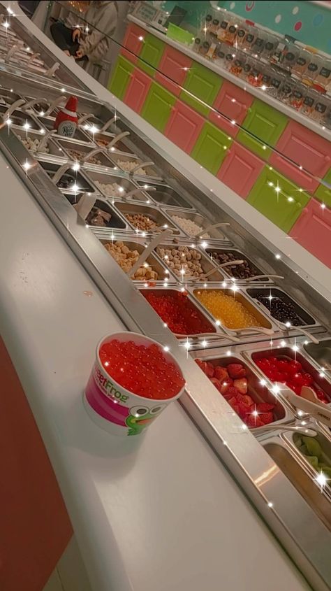 sweet frogs boba frozen yogurt Sweet Frog Frozen Yogurt Aesthetic, Frozen Yogurt Aesthetic, Sweet Frog Frozen Yogurt, Boba Bar, Frog Aesthetic, Frozen Yogurt Bar, Sweet Frog, Birthday Sleepover, Yogurt Bar