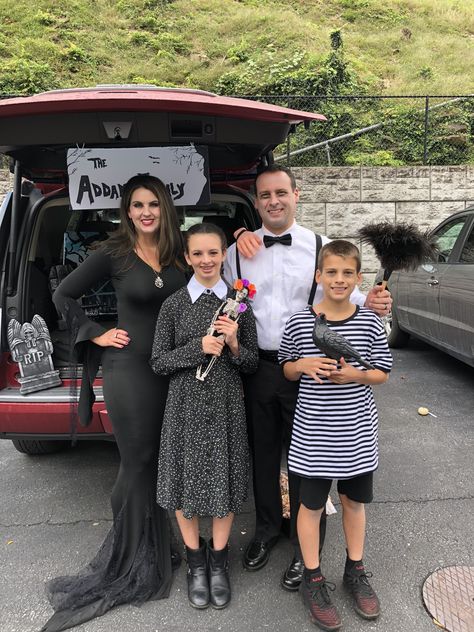 Addams Family Trunk Or Treat, Adams Family Costume Wednesday, Family Trunk Or Treat, Halloween Costumes Adams Family, Appropriate Halloween Costumes, Adams Family Costume, Addams Family Halloween Costumes, Adams Family Halloween, Work Appropriate Halloween Costumes